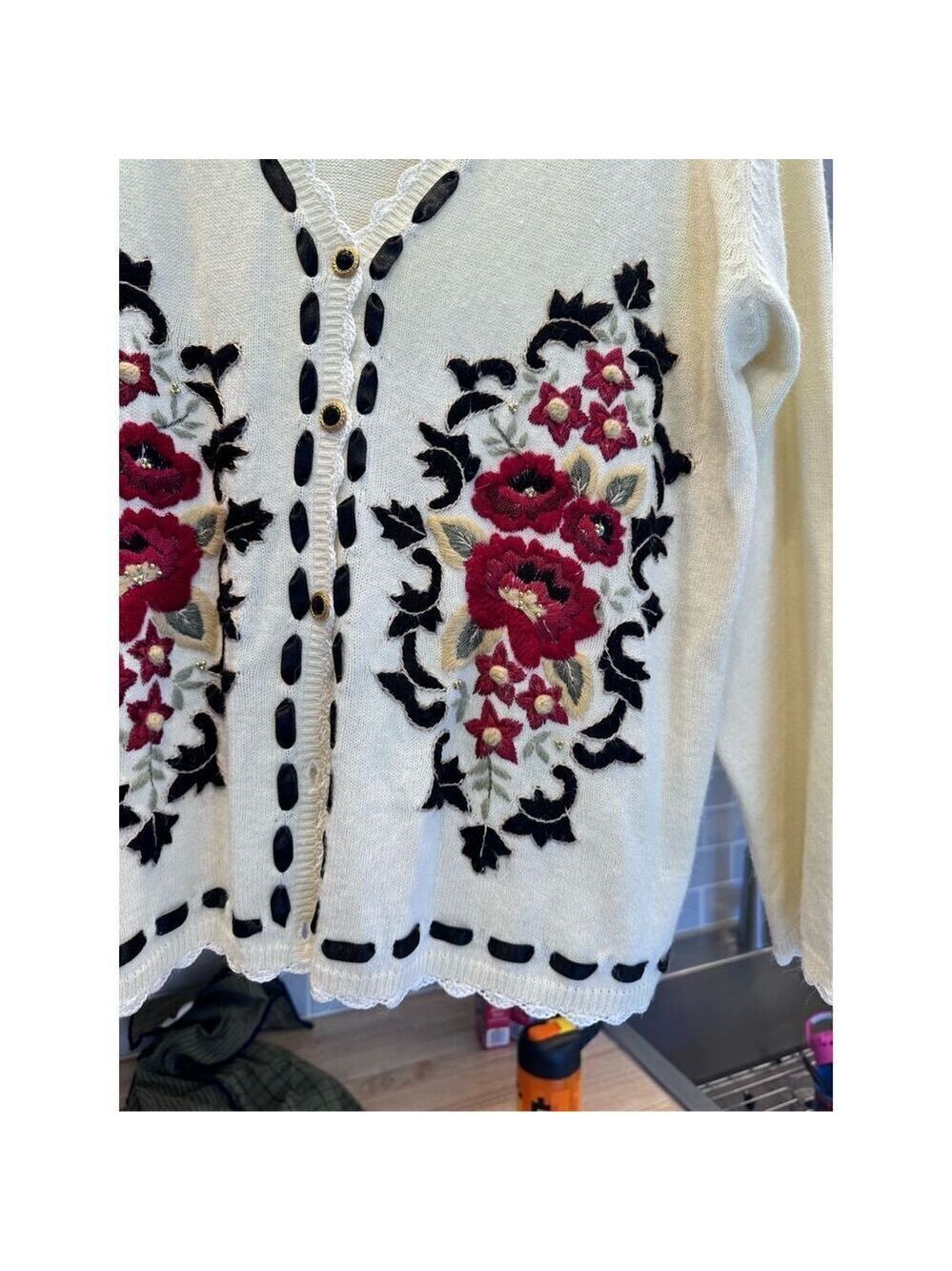 Jantzen classics size large black cream satin red embroidery Vintage - Picture 3 of 16